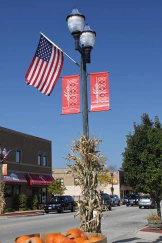 Street light pole banners