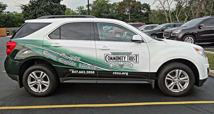SUV partial wrap graphics for Community Trust Credit Union in Gurnee