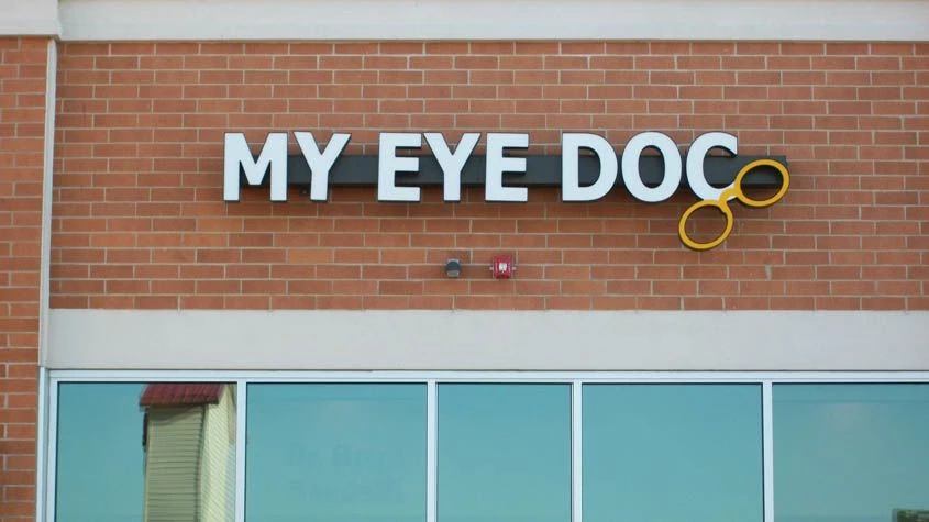 Electric sign for an eye doctors practice in Gurnee