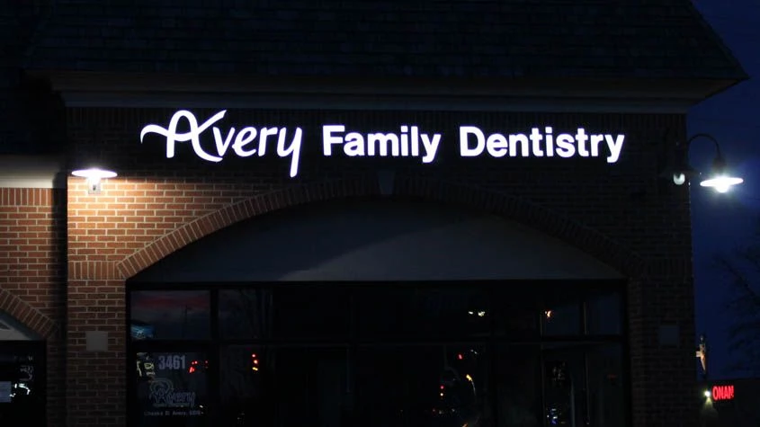 Dentists Office Waukegan - Night Time